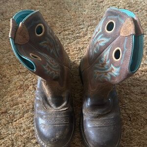 Women work boots
